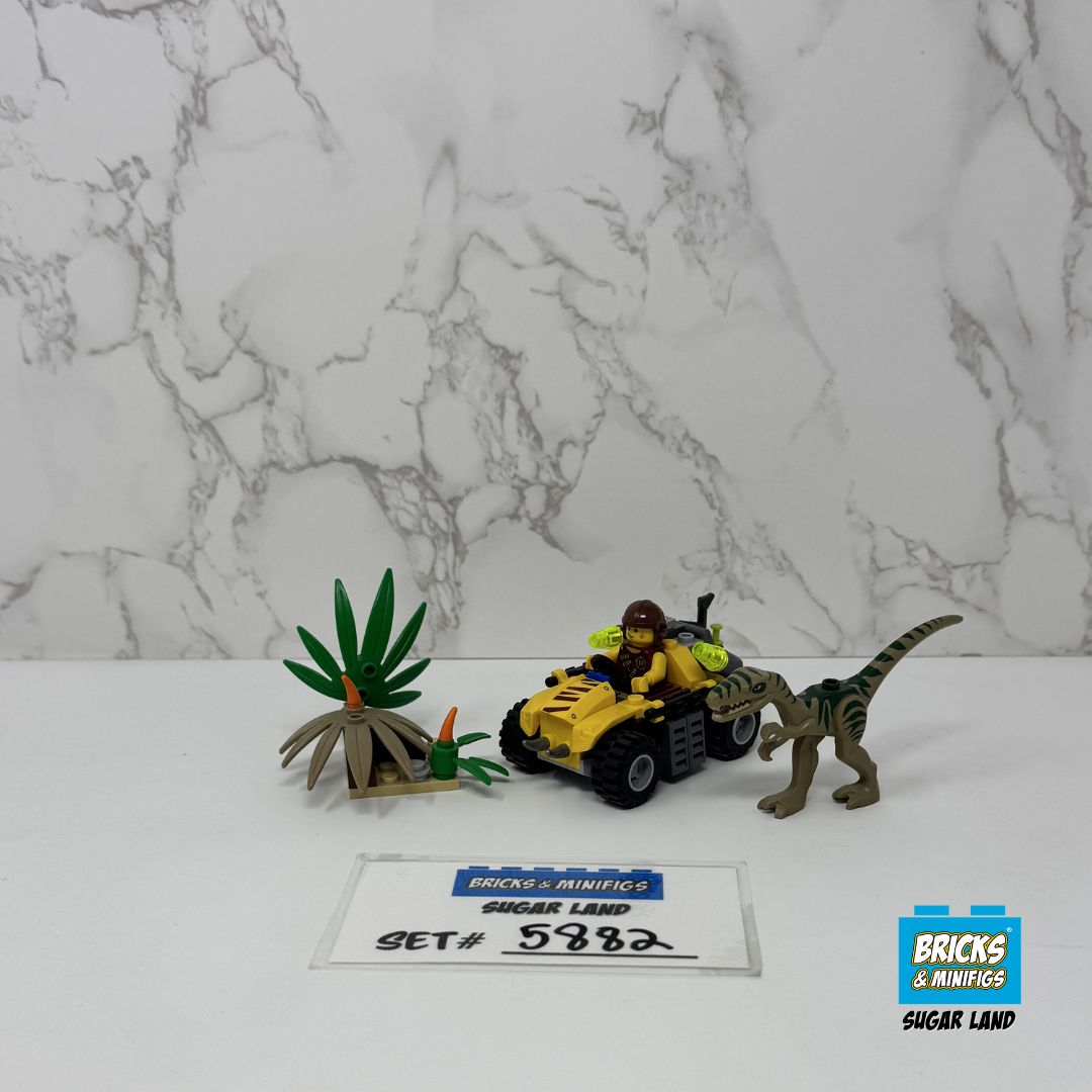 5882 - Dino Ambush Attack (U)