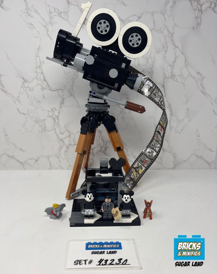 43230 - Walt Disney Tribute Camera (U)