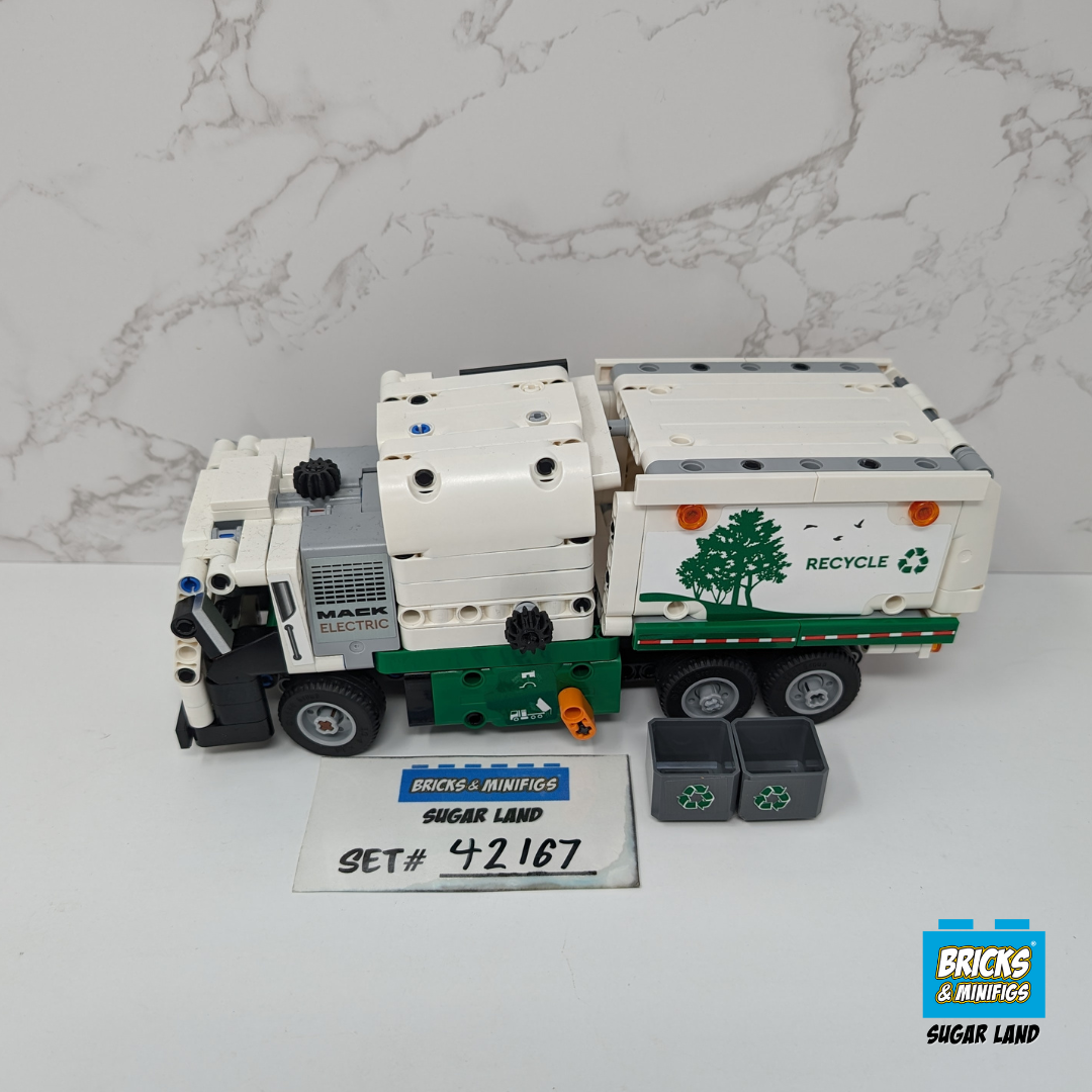 42167 - Mack LR Electric Garbage Truck (U)