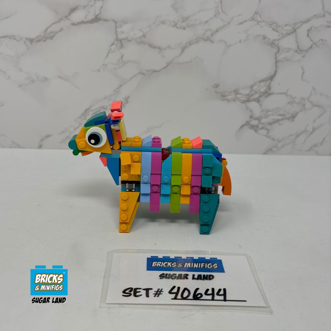 40644 - Piñata {Pinata} (U)
