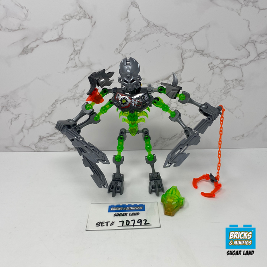 70792- Skull Slicer (U)