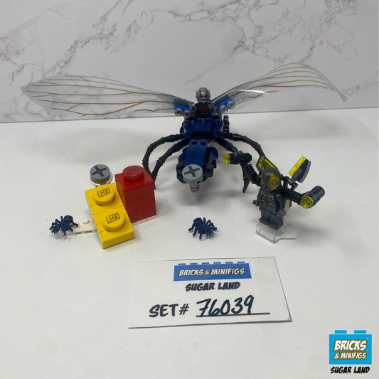 76039 - Ant-Man Final Battle (U)