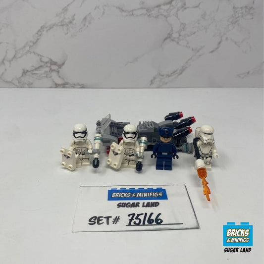 75166 - First Order Transport Speeder Battle Pack (U)